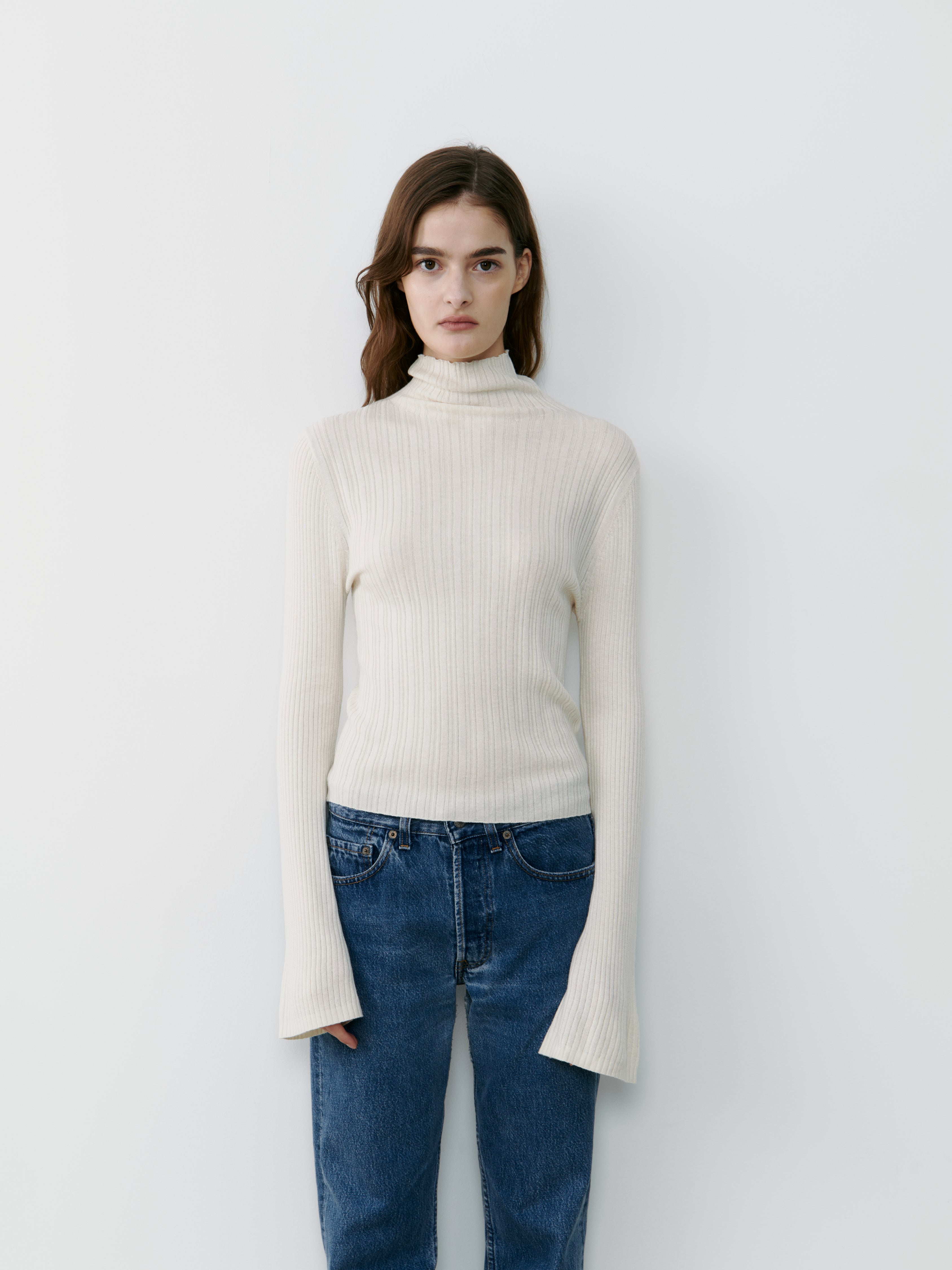 THE SILK HIGH NECK TOP ECO WHITE